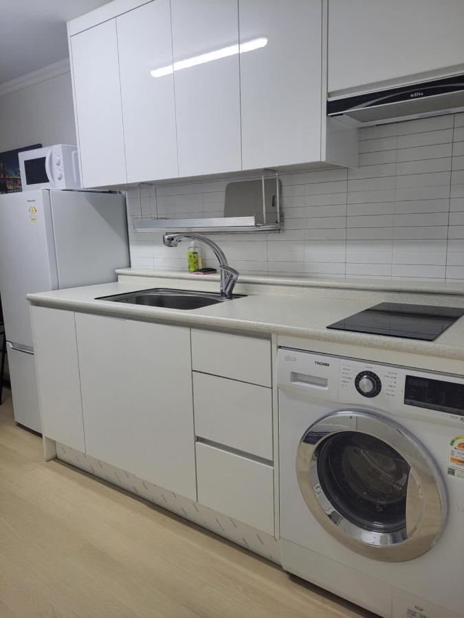 Apartment Brand New 2 Bedroom #6 Seoul