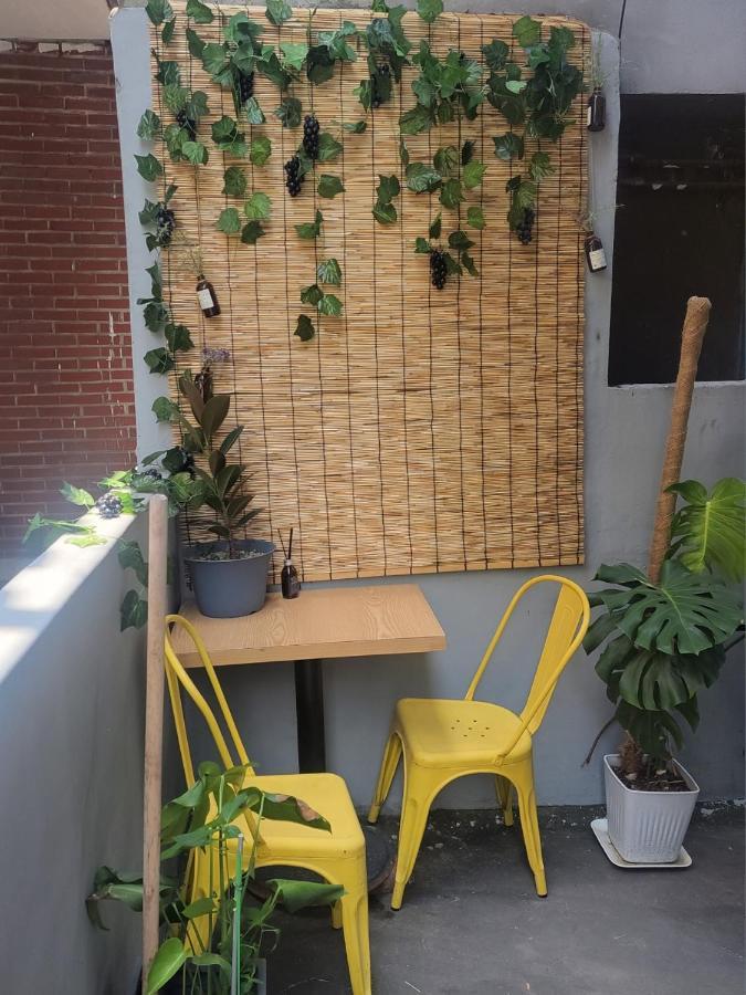 Brand New 2 Bedroom #6 Apartment *