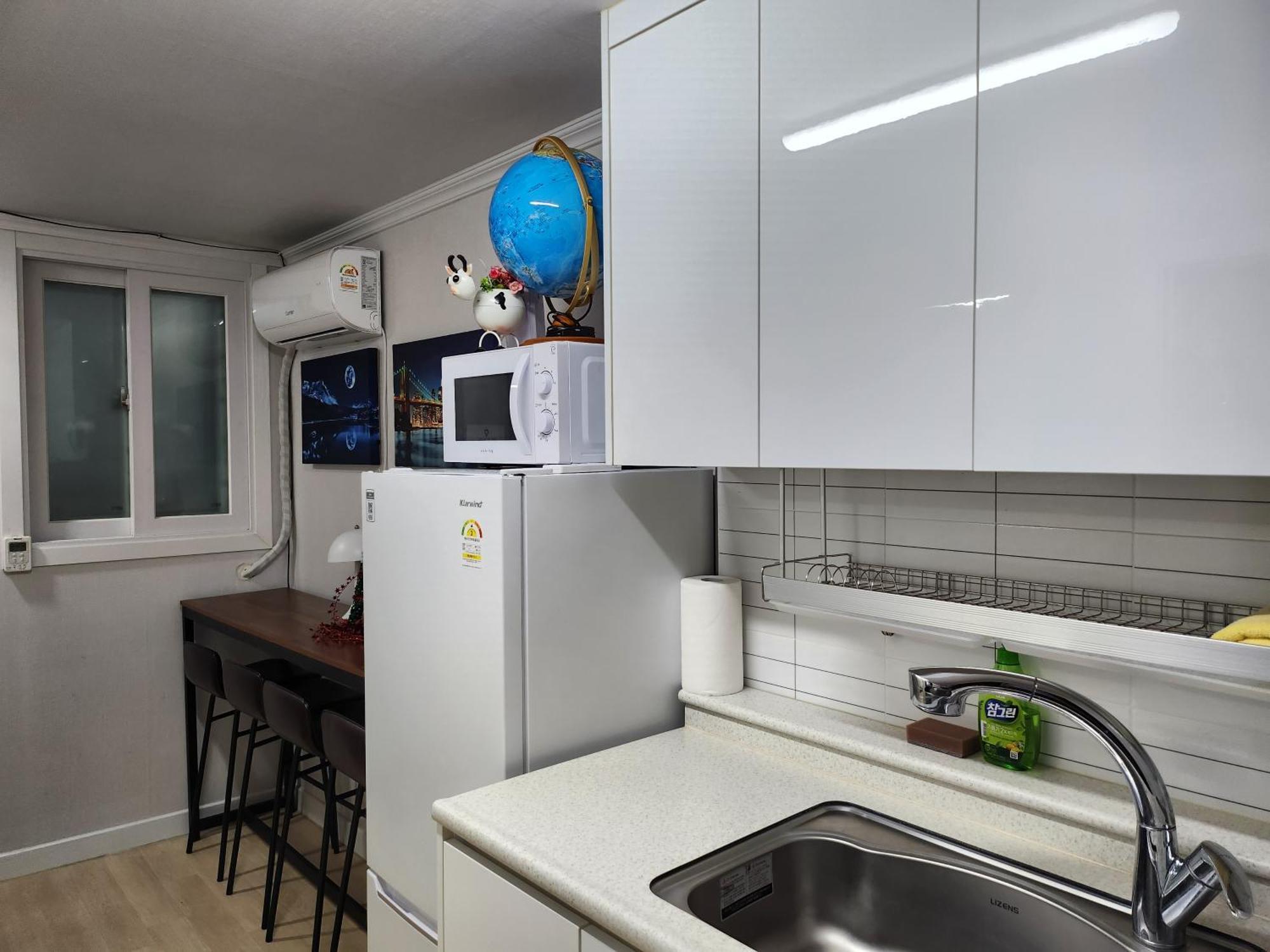Apartment Brand New 2 Bedroom #6 Seoul
